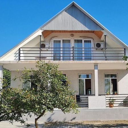 David Dali House Hotel Батуми Екстериор снимка