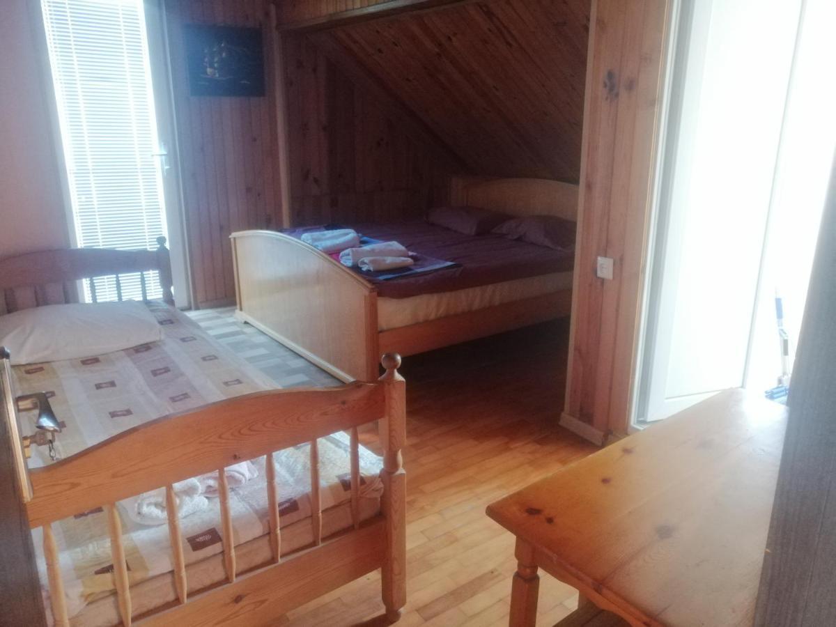 David Dali House Hotel Батуми Екстериор снимка